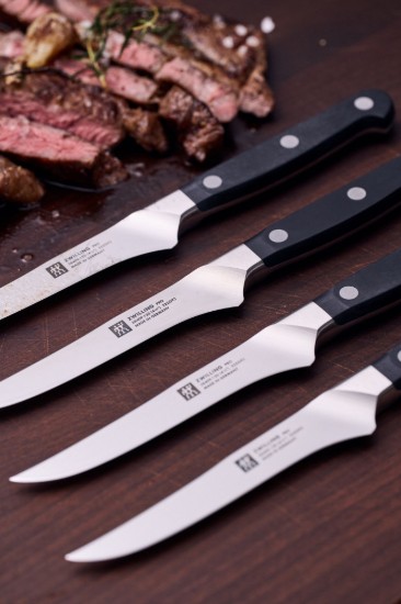 4 részes steak késkészlet, rozsdamentes acél, <<ZWILLING Pro>> - Zwilling