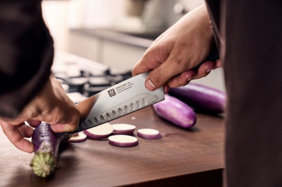Santoku kés, 18 cm, <<ZWILLING Pro>> - Zwilling