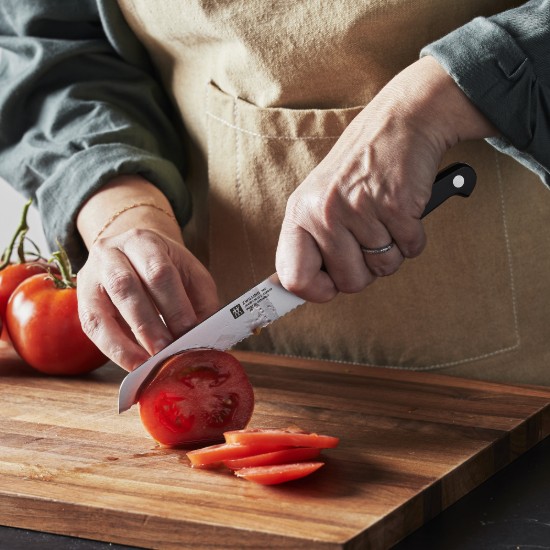 Univerzális kés, fogazott penge, 13 cm, <<ZWILLING Pro>> - Zwilling