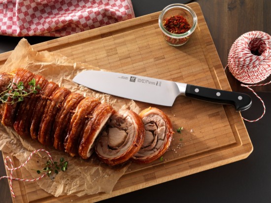 Santoku kés, 18 cm, <<ZWILLING Pro>> - Zwilling