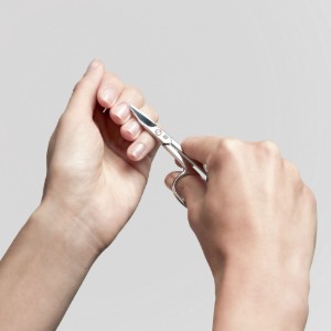 Köröm- és kutikula olló, rozsdamentes acél, 90 mm - Zwilling Classic Inox
