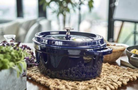 Ovális Cocotte főzőedény, öntöttvas, 33cm/6.7L, Dark Blue - Staub