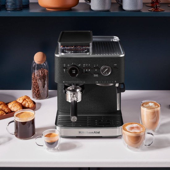 Félautomata elektromos eszpresszógép, 1500 W, "Cast Iron Black" szín - KitchenAid