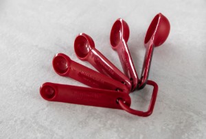 5 db-os mérőkanál készlet, "Empire Red" színű - KitchenAid márka
