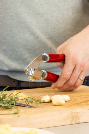 Fokhagymanyomó, rozsdamentes acél, 19 cm, Empire Red - KitchenAid