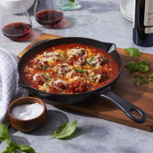 Öntöttvas serpenyő 26 cm, Black - Staub